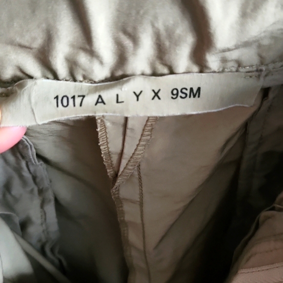 Man pants - Picture 8 of 12